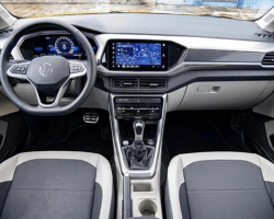 T-cross High Assinatura interior